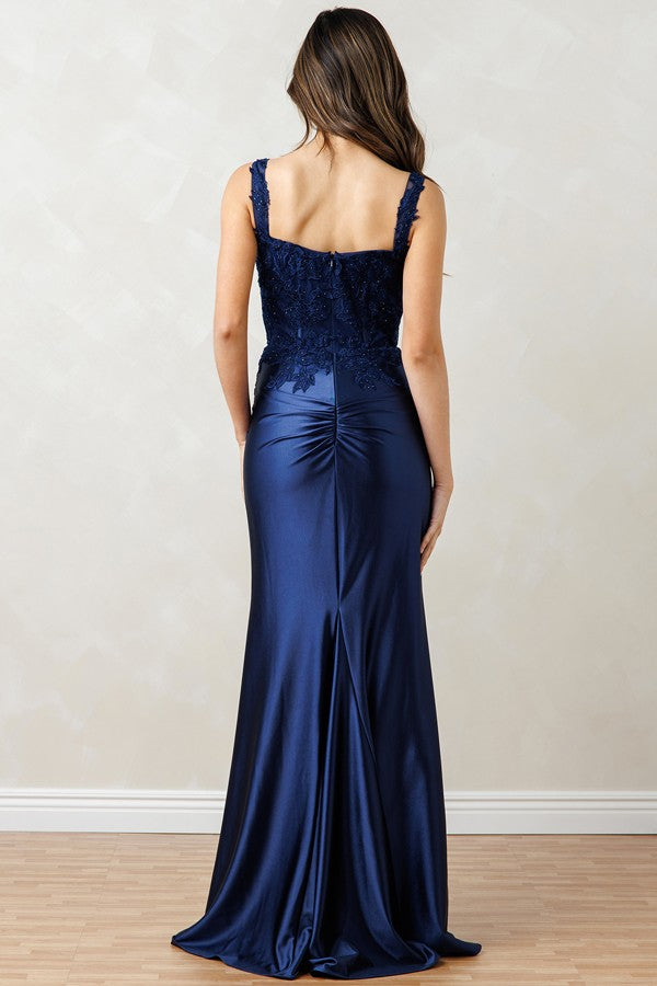 Sleeveless Embroidered Top Mob Sheath Dress