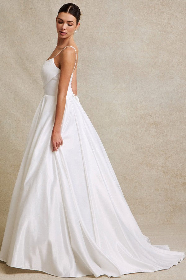 Sleeveless Bateau Neckline A Line Wedding Gown